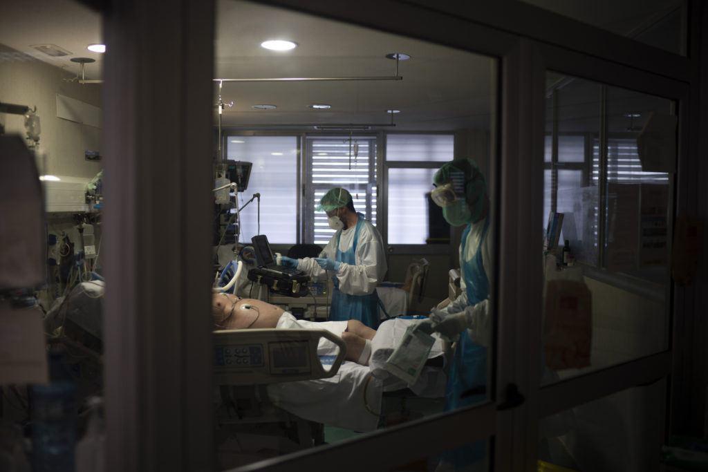 Ισπανία: Στα όριά τους τα νοσοκομεία της Καταλονίας