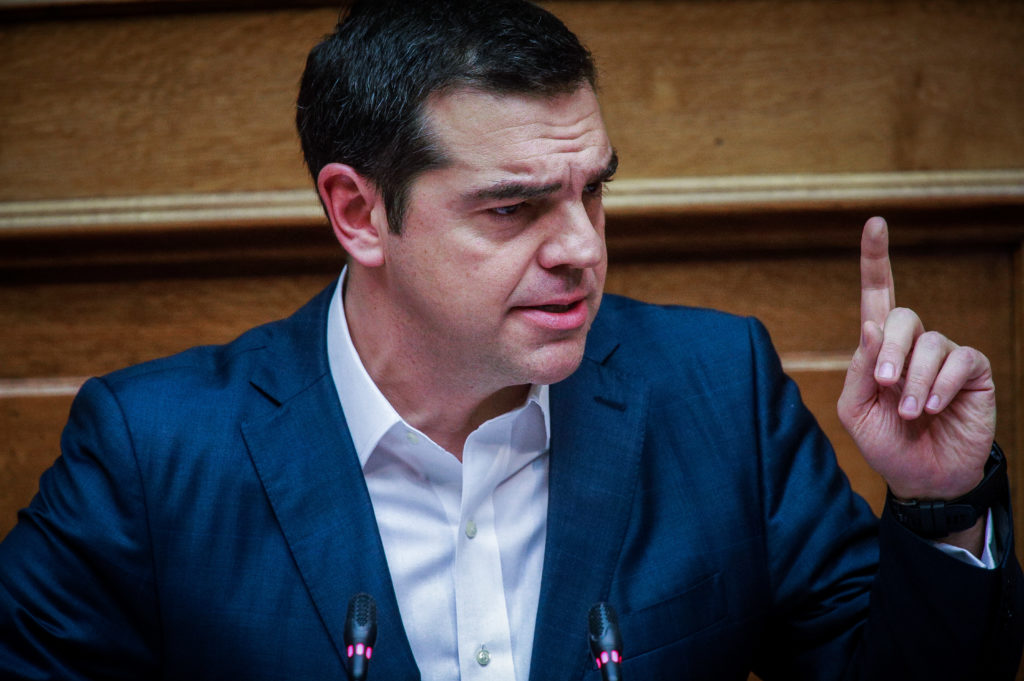 Politico: Ο Τσίπρας περιγράφει μια ρεαλιστική λύση