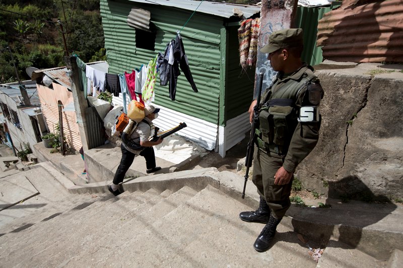 Κορονοϊός: Χιλιάδες συλλήψεις στην Κεντρική Αμερική για παραβίαση των μέτρων κοινωνικής απόστασης