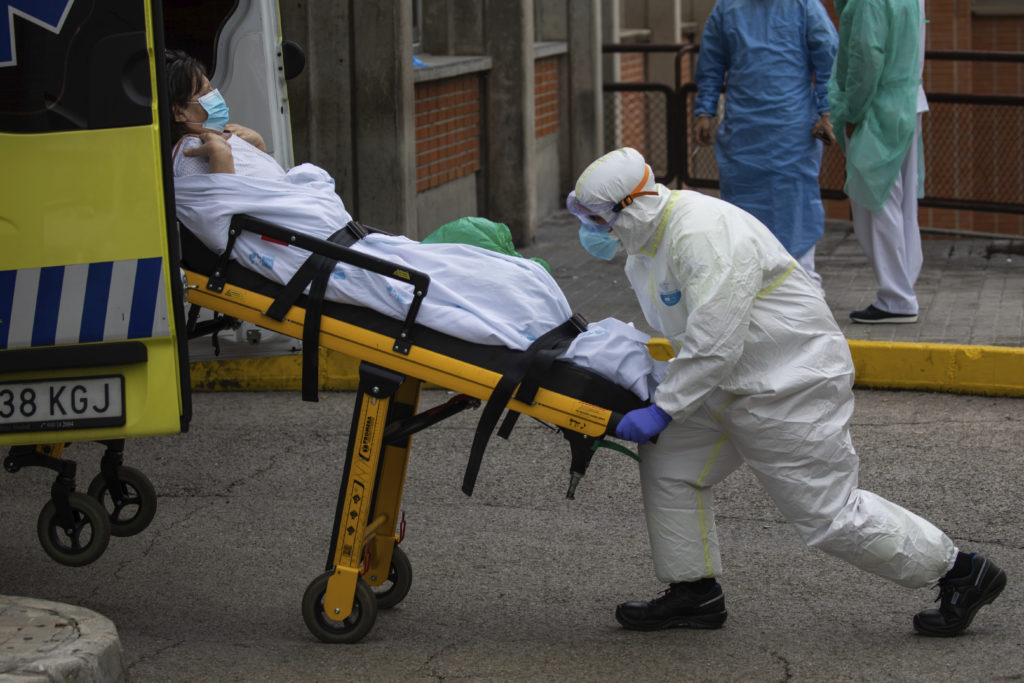 Κορονοϊός: Δεν πέφτει ο αριθμός των νεκρών στην Ισπανία- 757 νέοι θάνατοι σε μία ημέρα