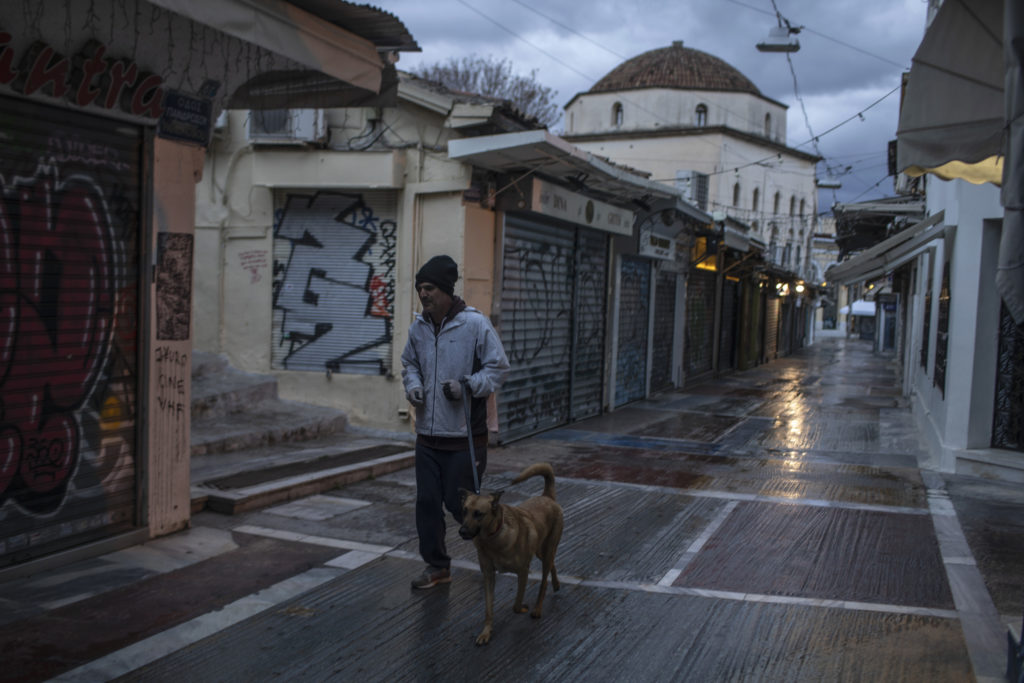 Μανώλης Μανουσάκης: Τα ηχοτοπία της άδειας Αθήνας