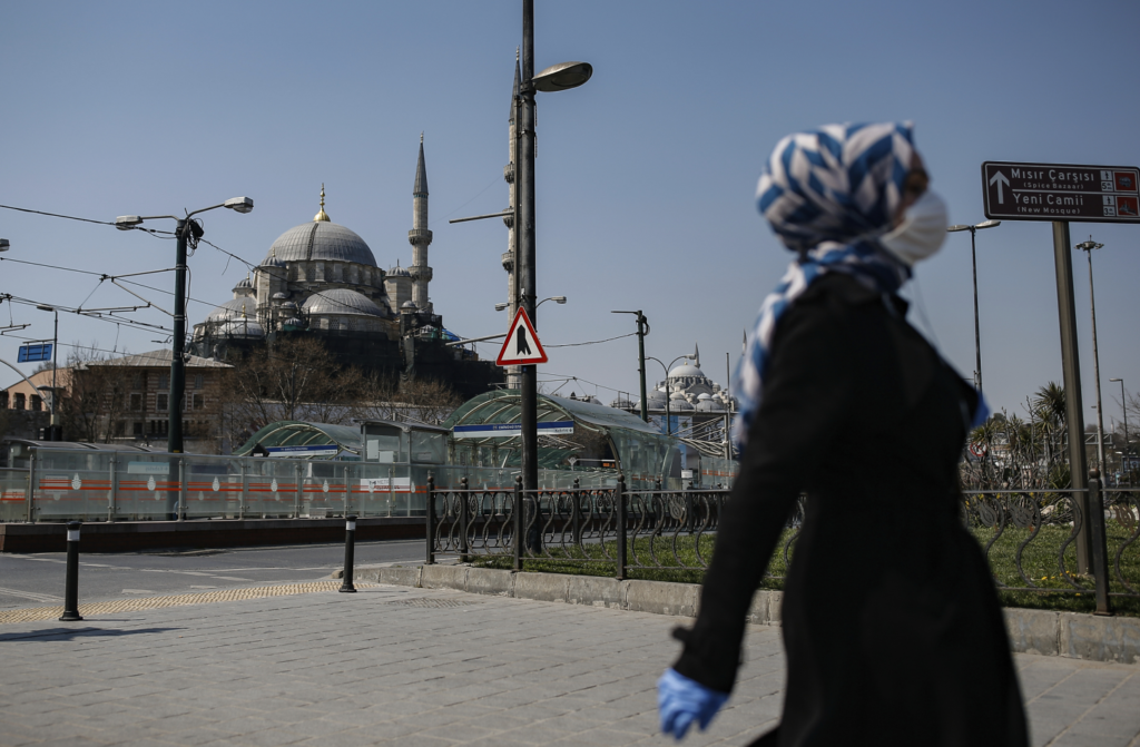 Τουρκία: Απαγόρευση κυκλοφορίας δύο ημερών σε όλες τις μεγάλες πόλεις