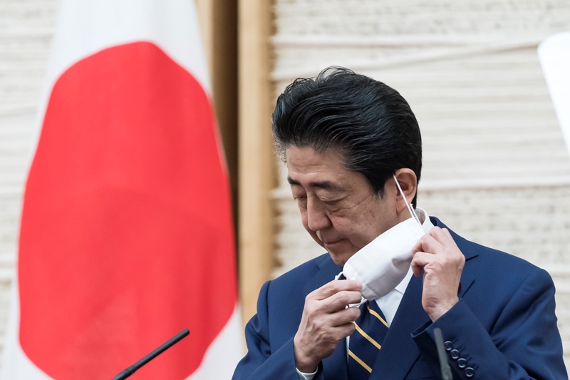 «Ποιος νομίζεις ότι είσαι»; – διαδικτυακή επίθεση στον Ιάπωνα πρωθυπουργό Άμπε