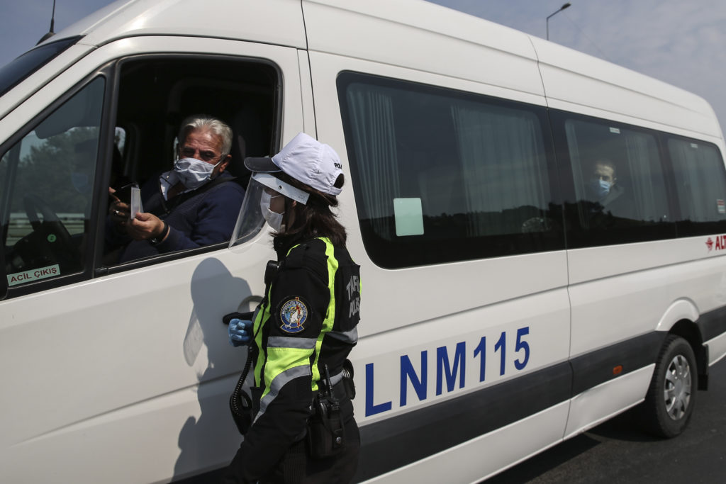 Τουρκία: Τρεις κρατούμενοι πέθαναν από κορονοϊό