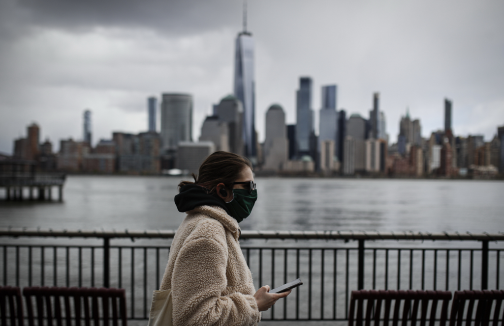 Πάνω από 10.000 τα θύματα του κορονοϊού στη Νέα Υόρκη
