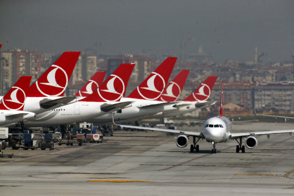 Ακυρώνει όλες τις διεθνείς πτήσεις έως τις 20 Μαΐου η Turkish Airlines