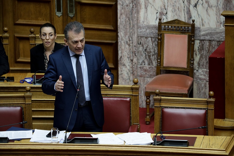Βουλευτές του ΣΥΡΙΖΑ ρωτούν Βρούτση για την εκ περιτροπής εργασία