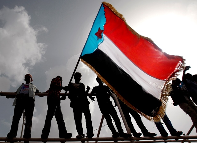 Υεμένη: Οι αυτονομιστές του νότου κήρυξαν την αυτονομία του ακυρώνοντας την ειρηνευτική συμφωνία με την κυβέρνηση