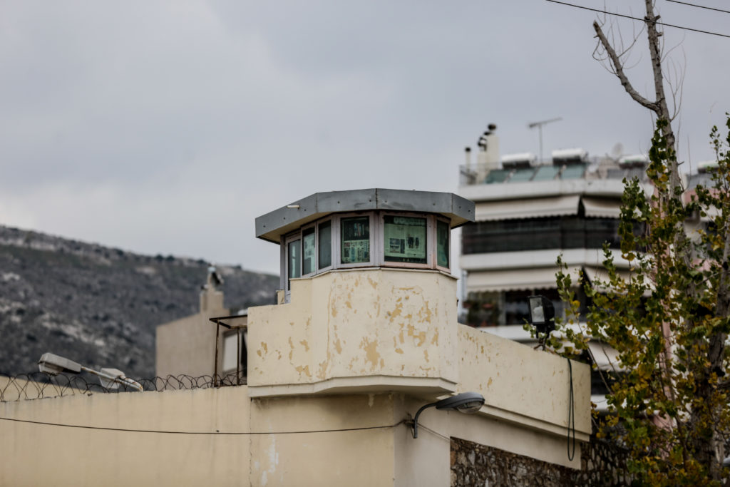 Στη Βουλή οι απευθείας αναθέσεις για την απολύμανση των φυλακών