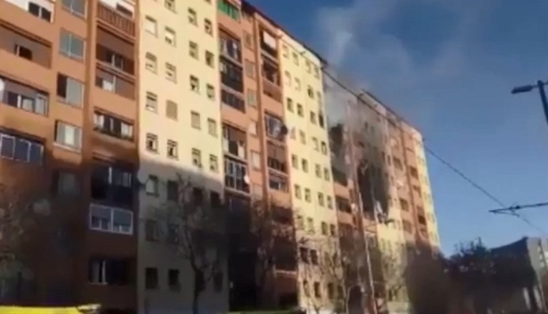 Ισπανία: Στις φλόγες πολυκατοικία – τρεις νεκροί και 16 τραυματίες (video)