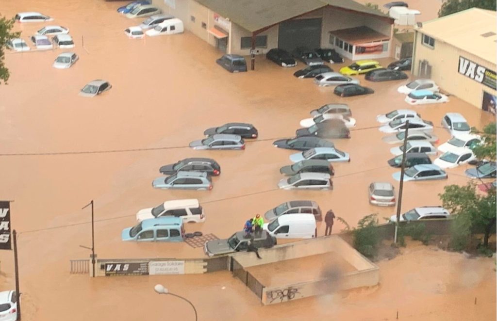 Γαλλία: Τρεις νεκροί από τις πλημμύρες