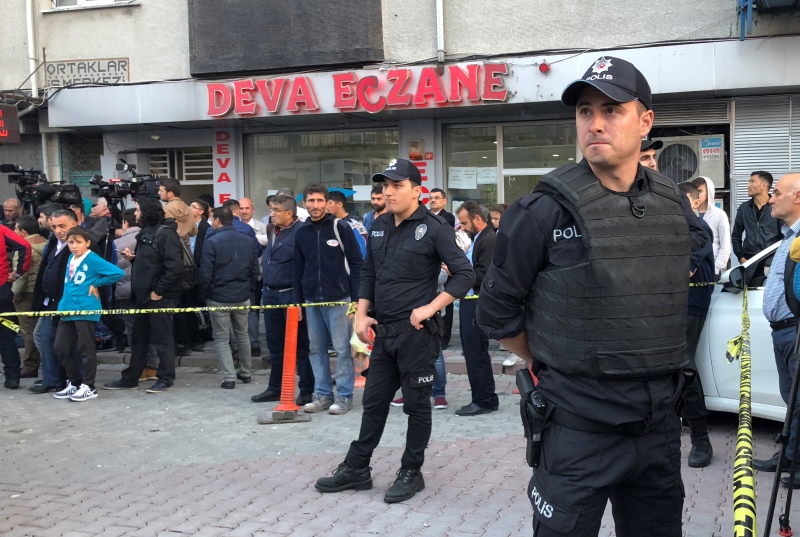 Κωνσταντινούπολη: Οδηγός λεωφορείου έπεσε σε πλήθος και στη συνέχεια επιτέθηκε με μαχαίρι- 13 τραυματίες (σκληρό video)