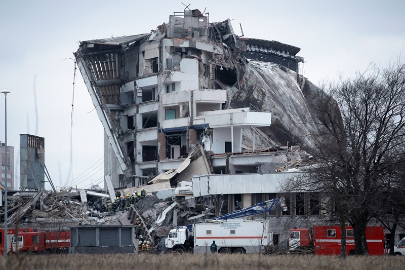 Ρωσία: Κατέρρευσε οροφή σταδίου – ένας νεκρός εργάτης (video)