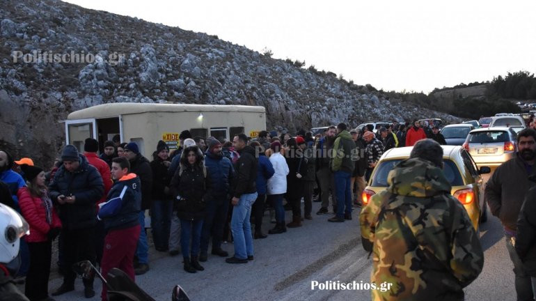 Χίος: Ξεσηκωμός κατά της δημιουργίας της νέας δομής προσφύγων και μεταναστών (video)