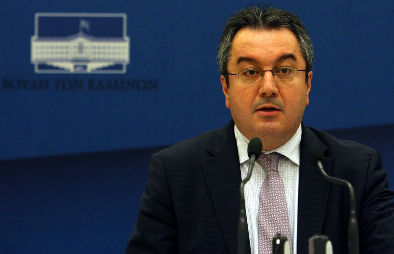Προειδοποίηση Μόσιαλου: Να αποφευχθεί η Θεία Κοινωνία μέχρι να βρεθεί εμβόλιο