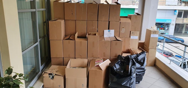 Βρέθηκαν 42.800 λαθραία πακέτα τσιγάρα σε φορτηγό στον δρόμο Σχηματαρίου – Χαλκίδας