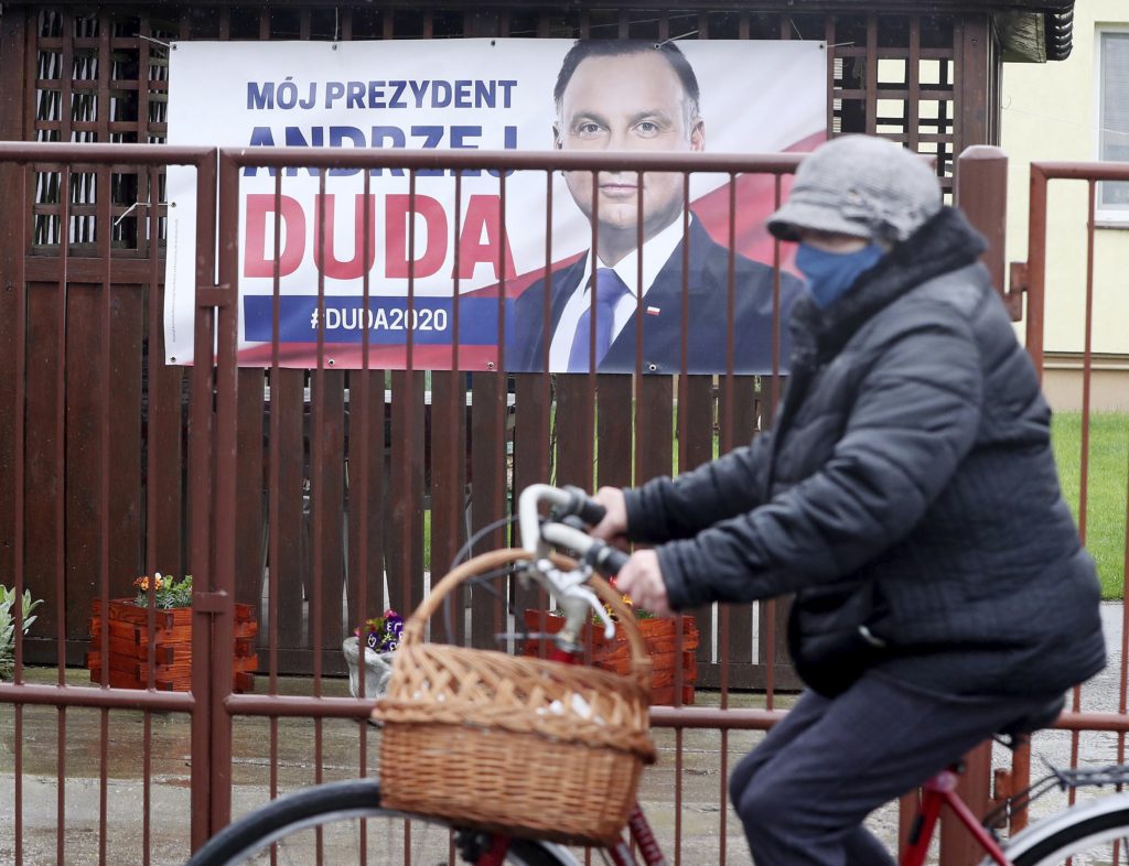 Πολωνία: Αναβλήθηκαν οι προεδρικές εκλογές της 10ης Μαΐου