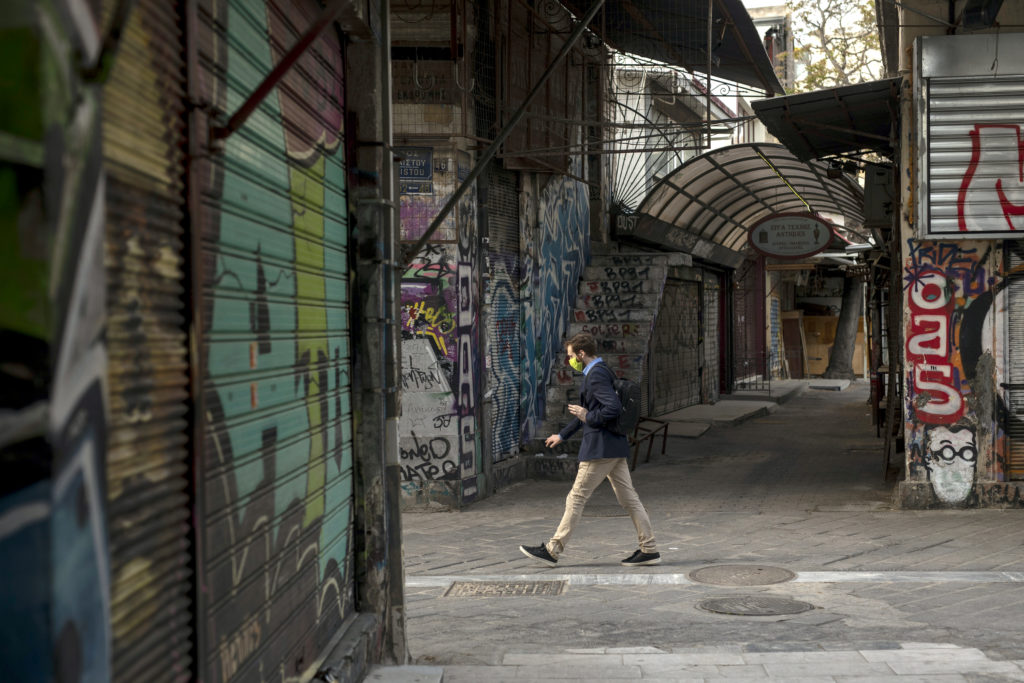 «Καμπανάκι» ΓΣΕΒΕΕ: Κίνδυνος να χαθούν 250.000 θέσεις εργασίας