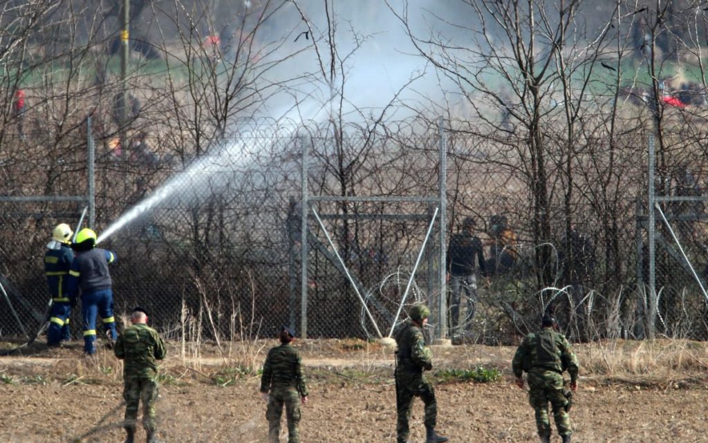 Το Spiegel επαναφέρει το θέμα του Έβρου: «Από ελληνικά πυρά ο θάνατος πρόσφυγα»