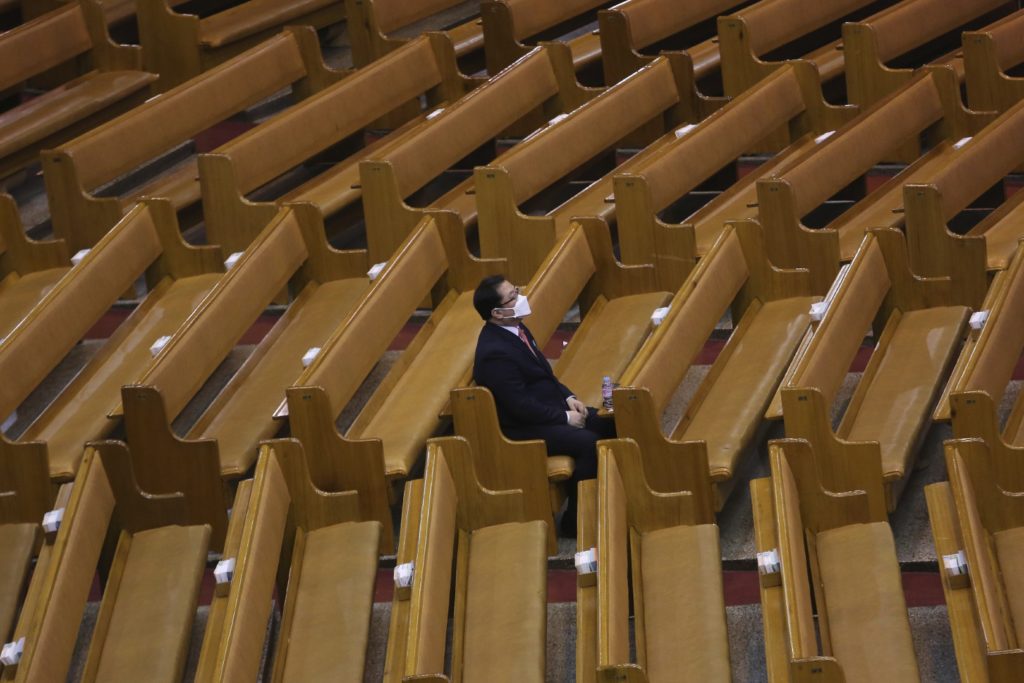 Το καλό, το κακό και το άσχημο: Τα τρία σενάρια για την εξέλιξη της πανδημίας τα επόμενα δύο χρόνια