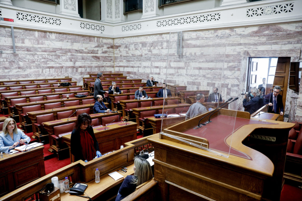 Κοινοβουλευτικές πηγές ΣΥΡΙΖΑ: Καταρρίφθηκε η επιχείρηση της ΝΔ να μετατρέψει το αυταπόδεικτο σκάνδαλο σε σκευωρία