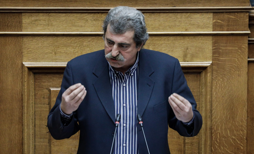 Ο Πολάκης βγάζει στη σέντρα τα δάνεια των υπουργών της ΝΔ