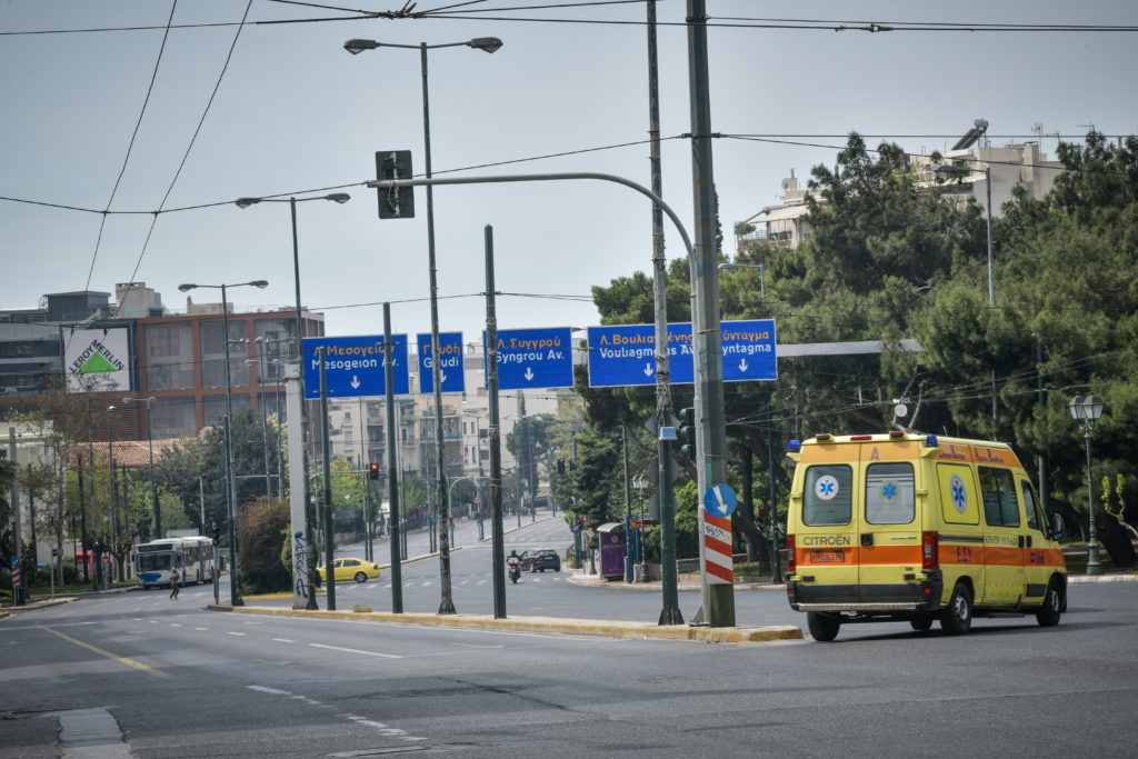 Έπεσε ασανσέρ στο Παγκράτι – Χωρίς τις αισθήσεις του απεγκλωβίστηκε ένας άνδρας