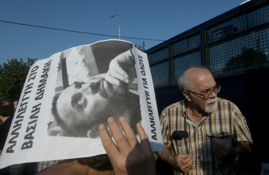 Κραυγή αγωνίας για τη ζωή του Βασίλη Δημάκη