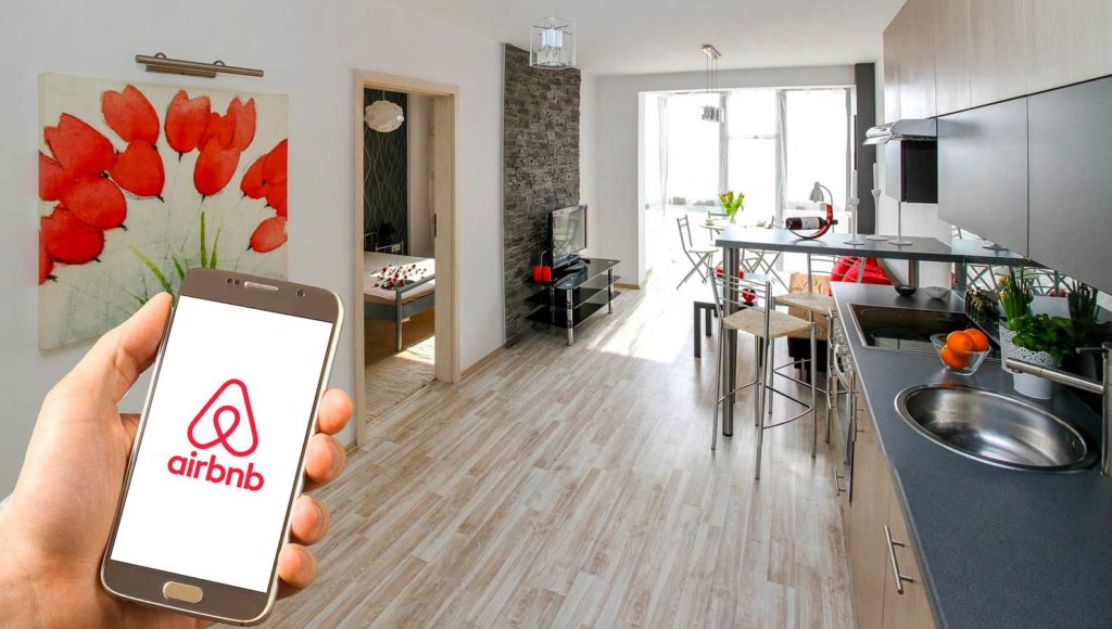 Ο κορονοϊος αύξησε τις μακροχρόνιες ενοικιάσεις – Σημαντική πτώση για καταλύματα τύπου Airbnb