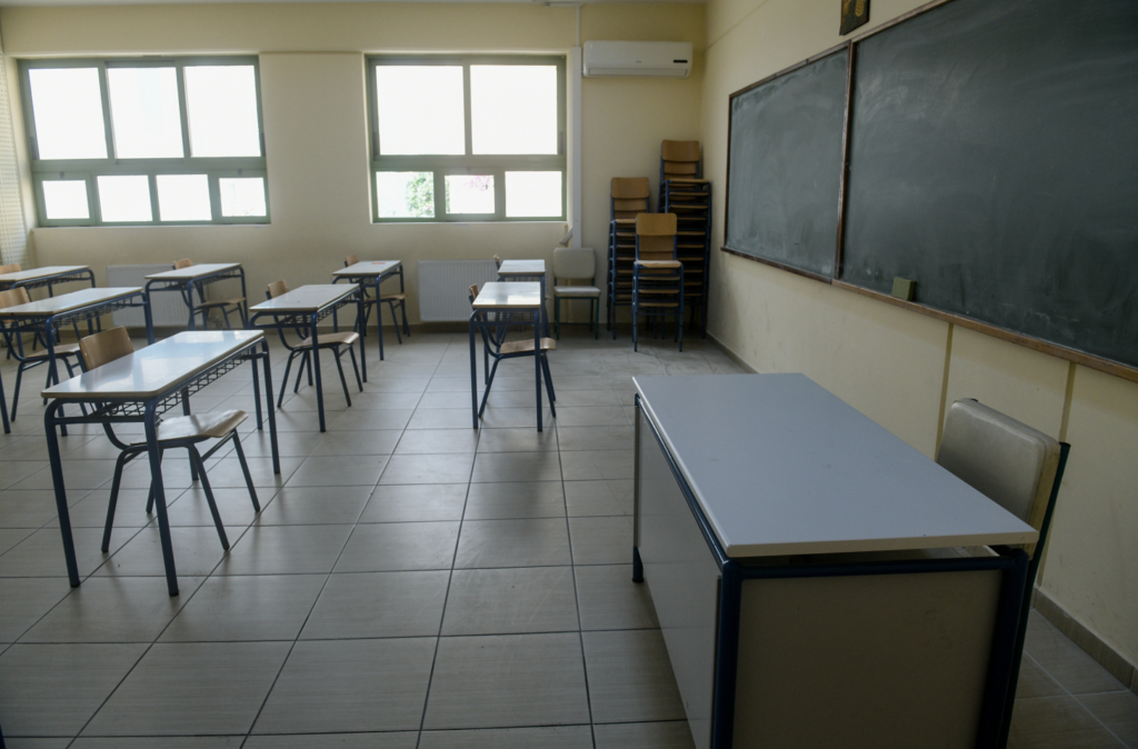 Ξάνθη: Εκπαιδευτικός νόσησε από κορονοϊό – Έκλεισαν τέσσερα σχολεία