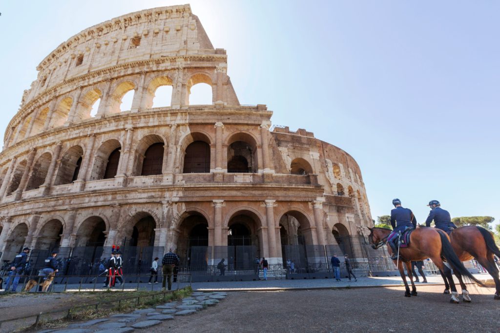 Ιταλία: Το Κολοσσαίο άνοιξε και πάλι αλλά λίγοι το «τίμησαν»!