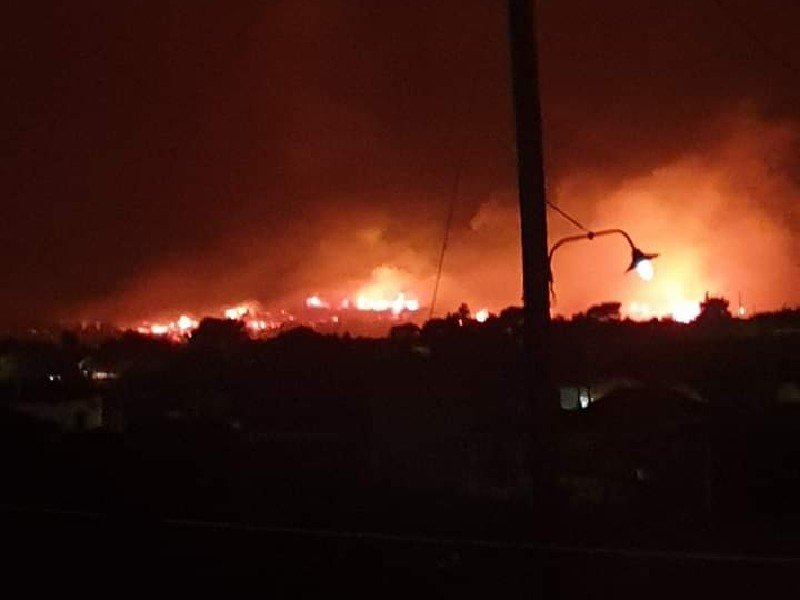 Κόλαση φωτιάς στη Ζάκυνθο – απειλήθηκαν χωριά (video)