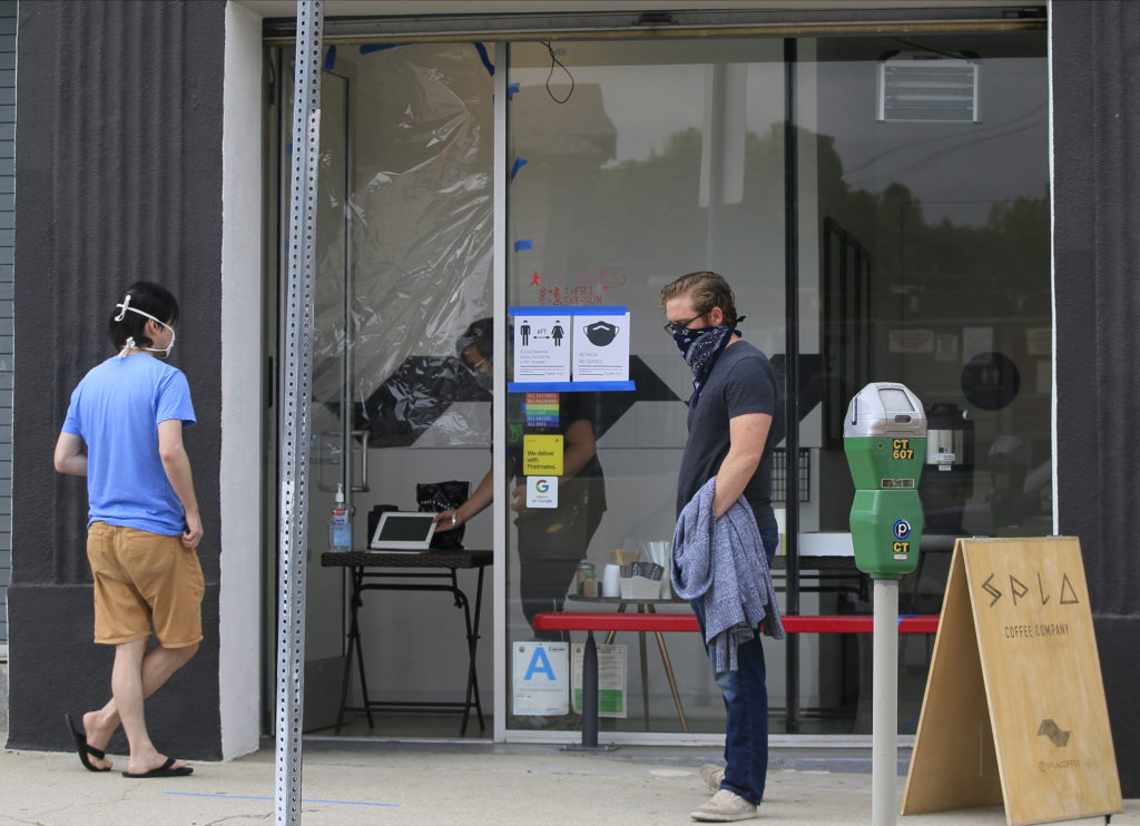 ΗΠΑ: Σχεδόν 700 νεκροί από κορονοϊό σε 24 ώρες