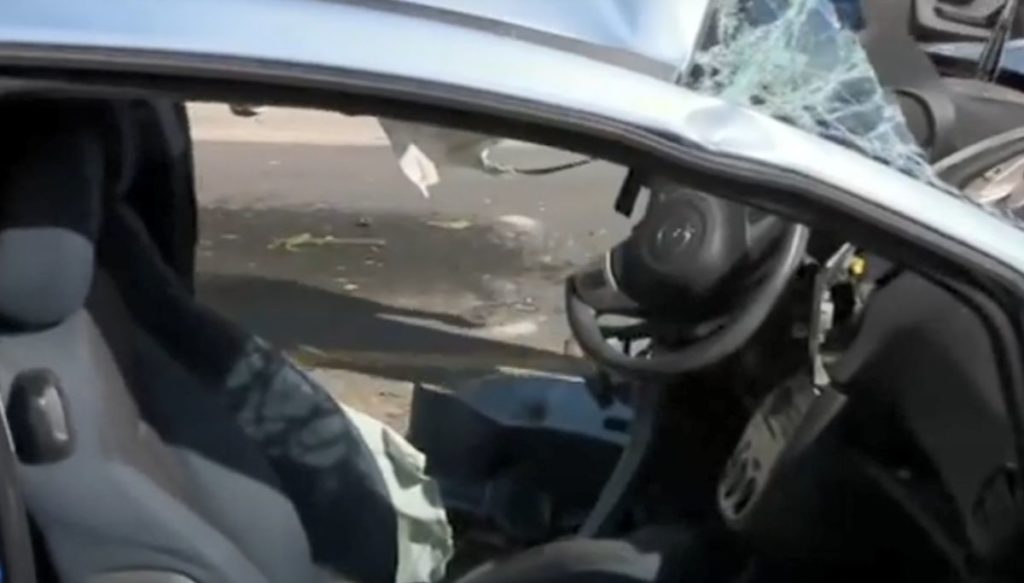Τροχαίο με εγκλωβισμένη γυναίκα στη λεωφόρο Συγγρού (Video)