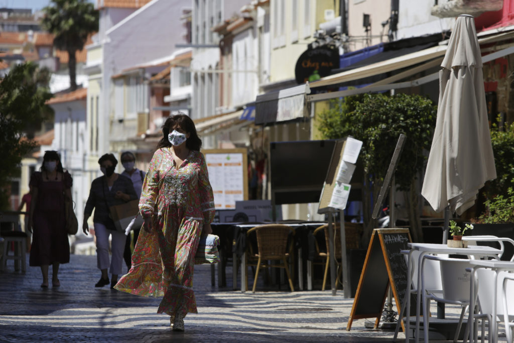 Πορτογαλία: Ανησυχητική άνοδος των κρουσμάτων κορονοϊού πριν την έλευση τουριστών από ΕΕ