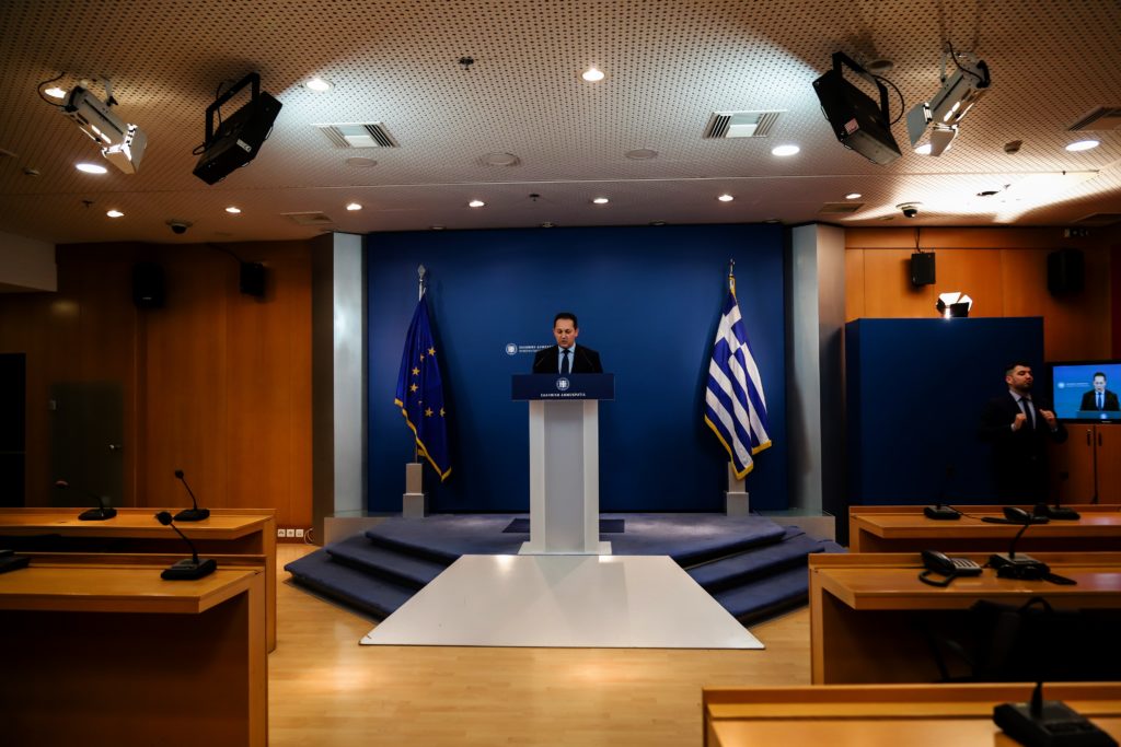 Μπούμεραγκ για την κυβέρνηση το σχέδιο Πέτσα – Μαξίμου