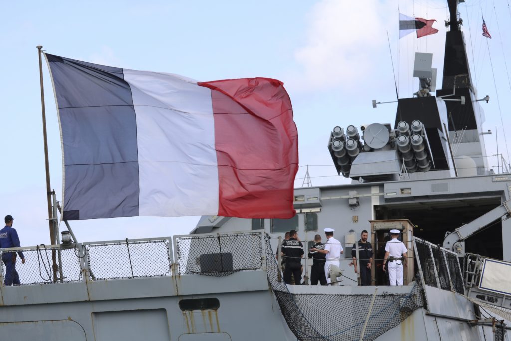 Γαλλία και Τουρκία αλληλοκατηγορούνται για «επιθετικούς ελιγμούς» στη Μεσόγειο με φόντο τη Λιβύη