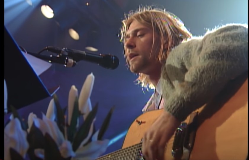 Στο σφυρί για 6 εκατομμύρια δολάρια η κιθάρα του Κερτ Κομπέιν στo MTV Unplugged