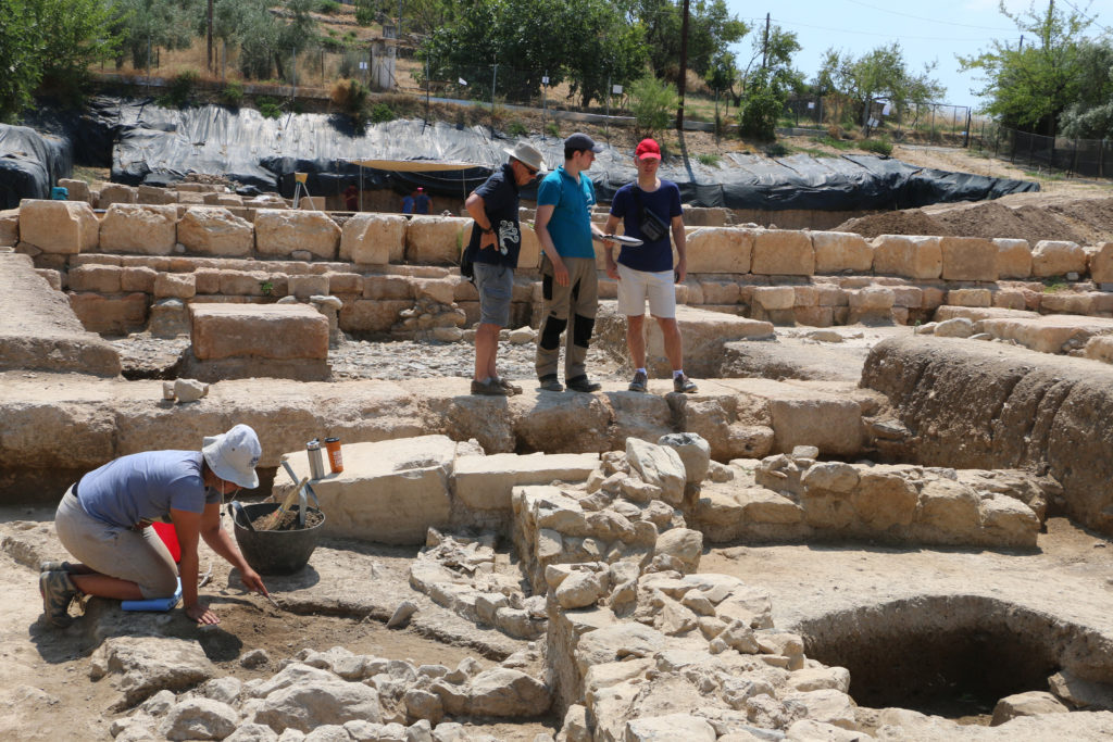 Καταγγελίες αρχαιολόγων: Από τα «μπουκωμένα» ΜΜΕ στα πειθήνια σωματεία