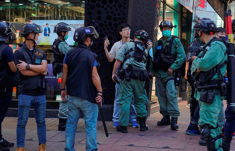 Χονγκ Κονγκ: Συλλήψεις τουλάχιστον 53 διαδηλωτών