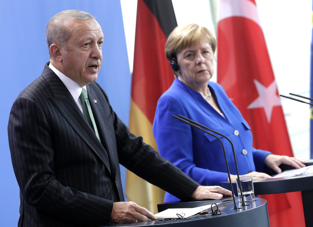Επικοινωνία Ερντογάν – Μέρκελ λίγες ώρες μετά την νέα τουρκική πρόκληση