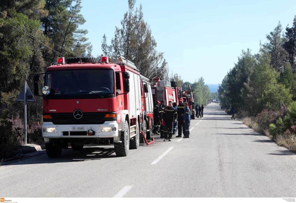 Φωτιά στο Λουτράκι