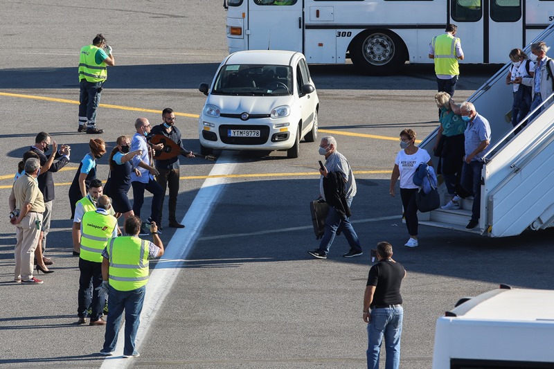 Κρήτη: Πρώτο κρούσμα κορονοϊού σε τουρίστρια στη Χερσόνησο – Μπήκε σε καραντίνα