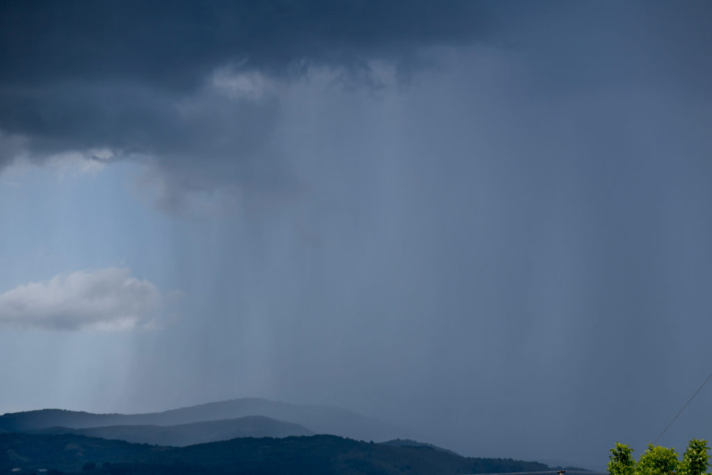 Kαιρός: Έκτακτο δελτίο ΕΜΥ για βροχές, καταιγίδες και χαλαζόπτωση – Πώς θα κινηθεί η κακοκαιρία
