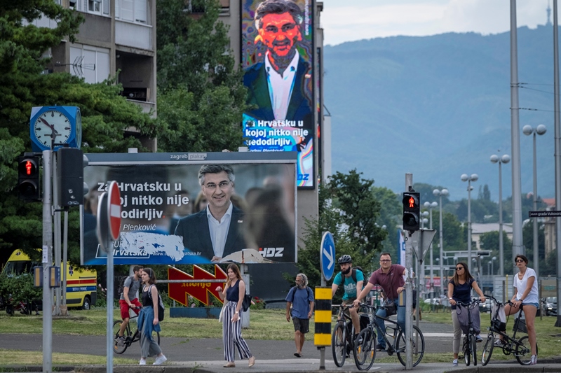 Κάλπες σήμερα στην Κροατία, ενώ τα κρούσματα του κορονοϊού αυξάνονται