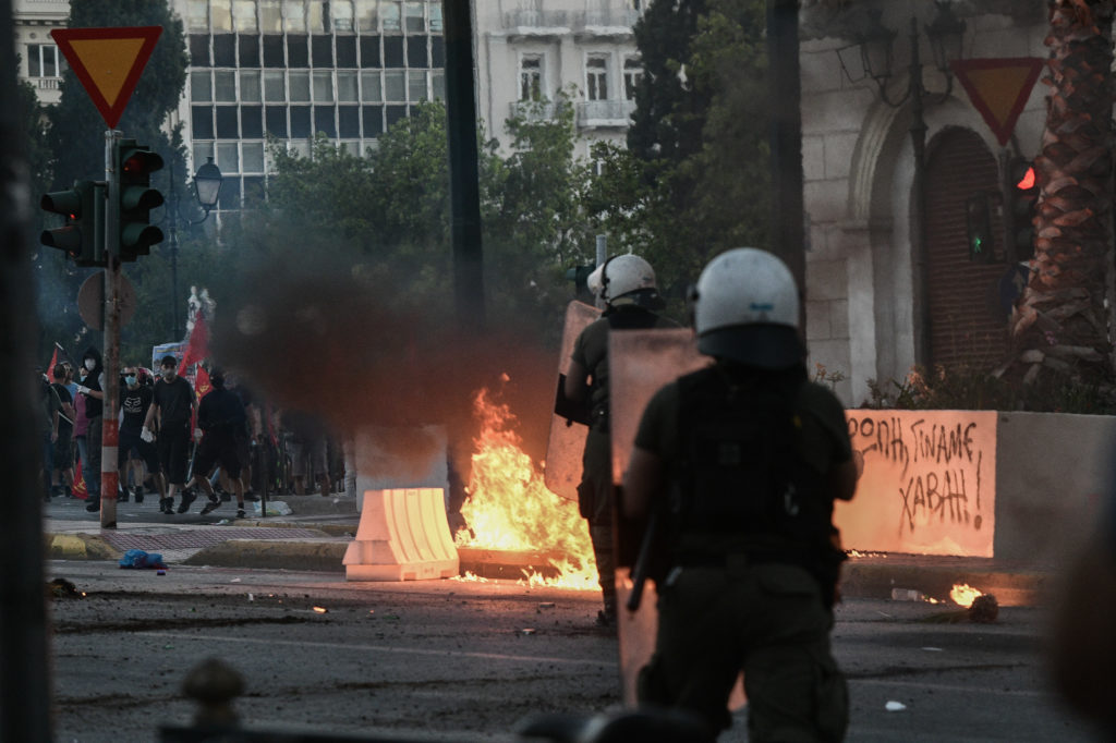 ΣΥΡΙΖΑ: Πρόβα των σχεδίων της κυβέρνησης η ακραία καταστολή – Να αποπεμφθεί ο Χρυσοχοΐδης