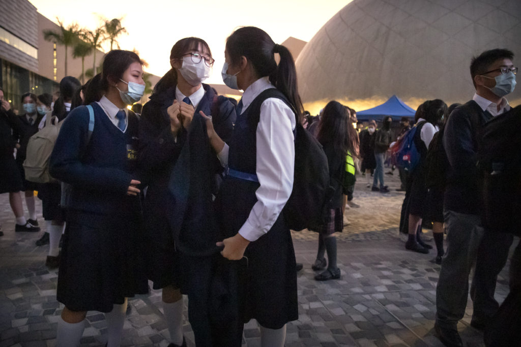 Χονγκ Κονγκ: Κλείνουν και πάλι τα σχολεία λόγω έξαρσης του κορονοϊού
