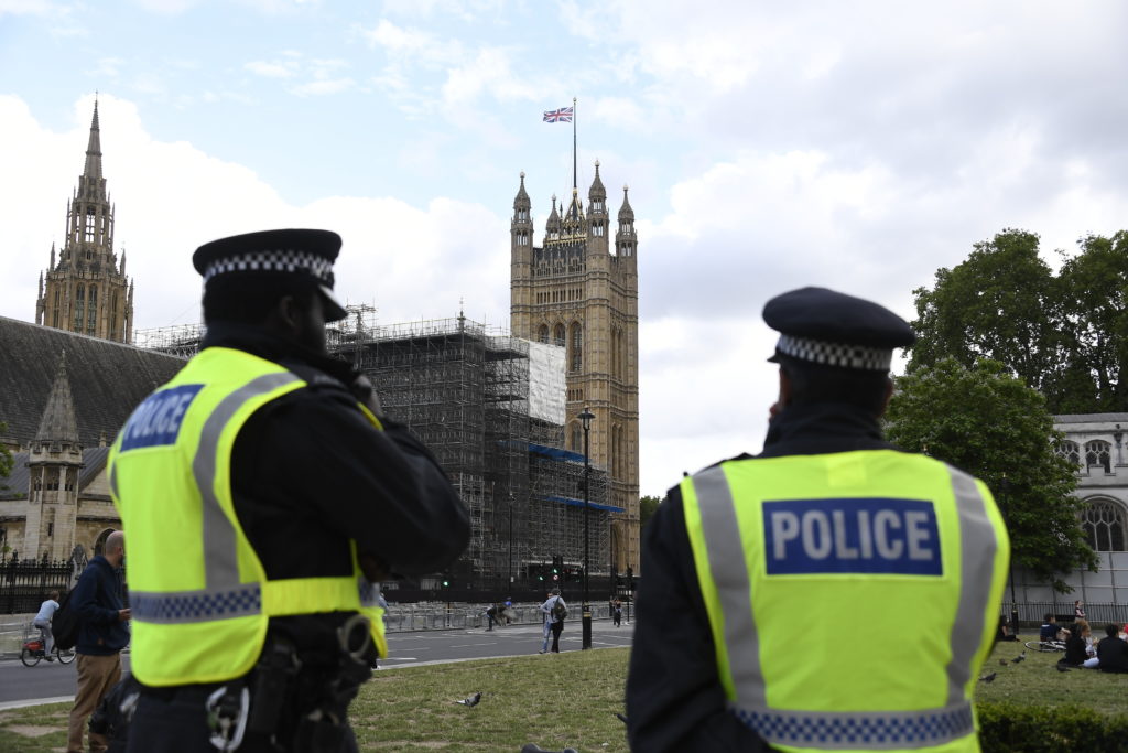 Βρετανία: Πάνω από 200 αστυνομικοί έχουν καταδικαστεί για ποινικά αδικήματα