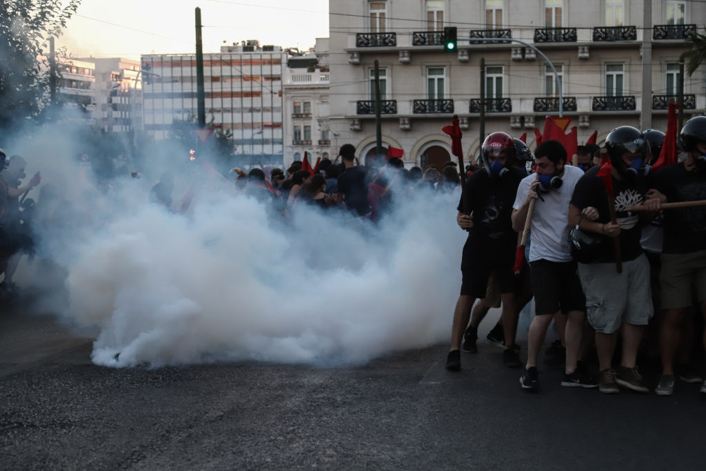 «Κώστα, Νομική Αθήνας περνάς»: Τα λόγια που φώναξε πατέρας στον 18χρονο συλληφθέντα γιο του