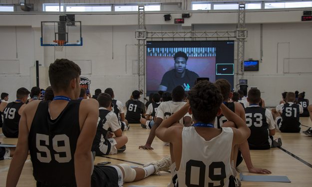 AntetokounBros Academy: Τελετή λήξης με εμφάνιση – έκπληξη από τον Γιάννη Αντετοκούνμπο